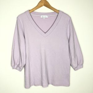 Amour Vert V-Neck Lavender Sweater Top M
